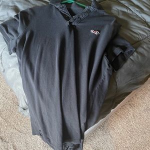 Hollister black polo